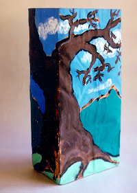 Trice tree and mountain on ceramic bag